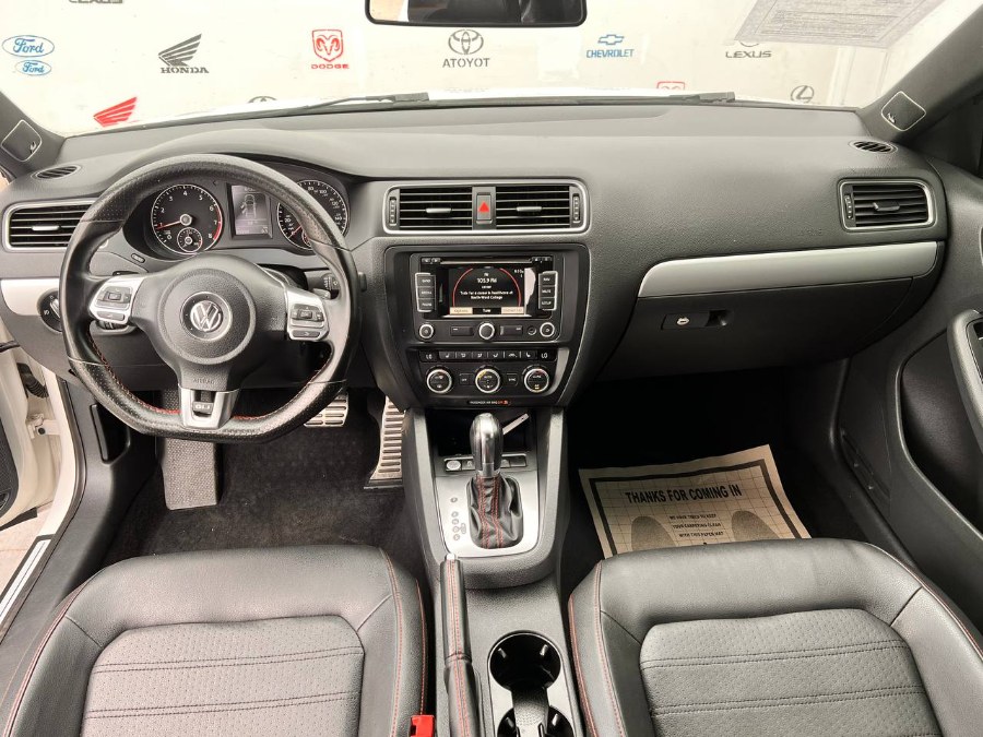 2014 Volkswagen Jetta Sedan 4dr DSG GLI, available for sale in Santa Ana, California | Auto Max Of Santa Ana. Santa Ana, California 2014 Volkswagen Jetta Sedan 4dr DSG GLI, available for sale in Santa Ana, California | Auto Max Of Santa Ana. Santa Ana, California