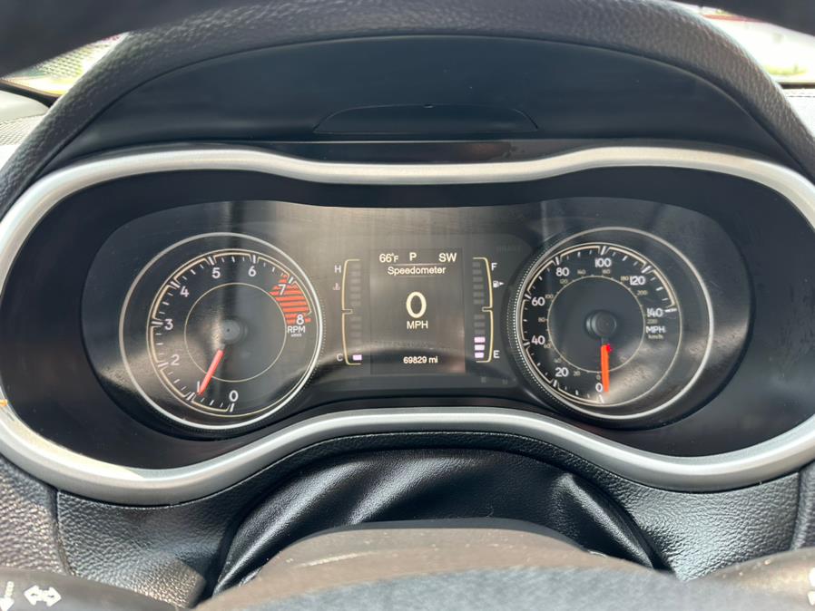 2017 Jeep Cherokee Latitude 4x4, available for sale in South Windsor, Connecticut | Mike And Tony Auto Sales, Inc. South Windsor, Connecticut 2017 Jeep Cherokee Latitude 4x4, available for sale in South Windsor, Connecticut | Mike And Tony Auto Sales, Inc. South Windsor, Connecticut