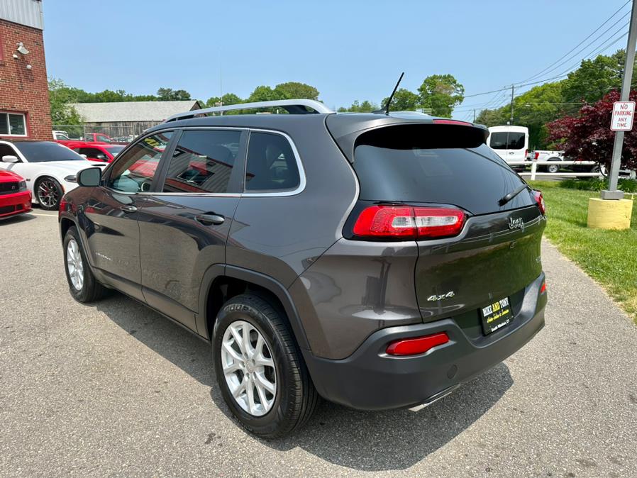 2017 Jeep Cherokee Latitude 4x4, available for sale in South Windsor, Connecticut | Mike And Tony Auto Sales, Inc. South Windsor, Connecticut 2017 Jeep Cherokee Latitude 4x4, available for sale in South Windsor, Connecticut | Mike And Tony Auto Sales, Inc. South Windsor, Connecticut