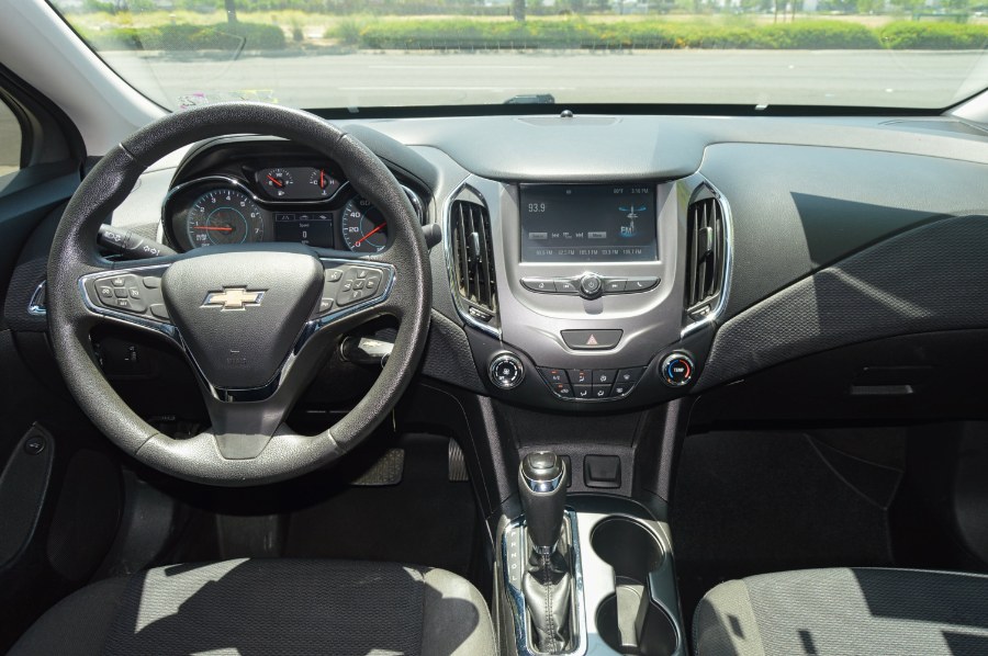 2016 Chevrolet Cruze 4dr Sdn Auto LT, available for sale in Moreno Valley, California | Fusion Motors Inc. Moreno Valley, California 2016 Chevrolet Cruze 4dr Sdn Auto LT, available for sale in Moreno Valley, California | Fusion Motors Inc. Moreno Valley, California