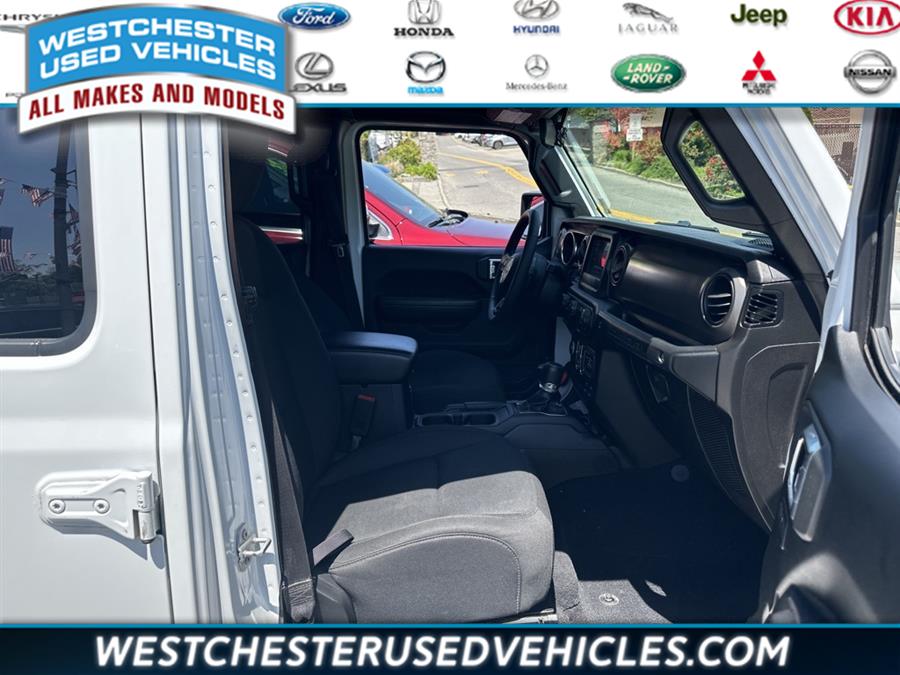 2019 Jeep Wrangler Unlimited Sport S, available for sale in White Plains, New York | Westchester Used Vehicles. White Plains, New York 2019 Jeep Wrangler Unlimited Sport S, available for sale in White Plains, New York | Westchester Used Vehicles. White Plains, New York