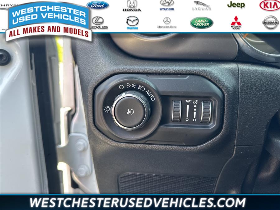 2019 Jeep Wrangler Unlimited Sport S, available for sale in White Plains, New York | Westchester Used Vehicles. White Plains, New York 2019 Jeep Wrangler Unlimited Sport S, available for sale in White Plains, New York | Westchester Used Vehicles. White Plains, New York