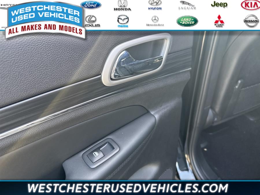 2020 Jeep Grand Cherokee Limited, available for sale in White Plains, New York | Westchester Used Vehicles. White Plains, New York 2020 Jeep Grand Cherokee Limited, available for sale in White Plains, New York | Westchester Used Vehicles. White Plains, New York