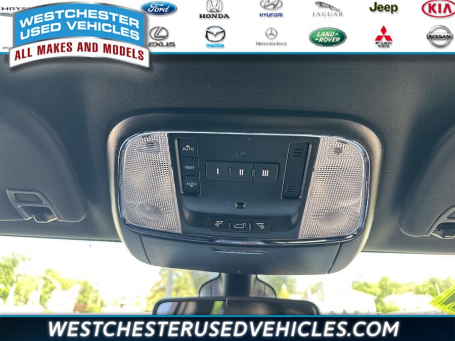2020 Jeep Grand Cherokee Limited, available for sale in White Plains, New York | Westchester Used Vehicles. White Plains, New York 2020 Jeep Grand Cherokee Limited, available for sale in White Plains, New York | Westchester Used Vehicles. White Plains, New York