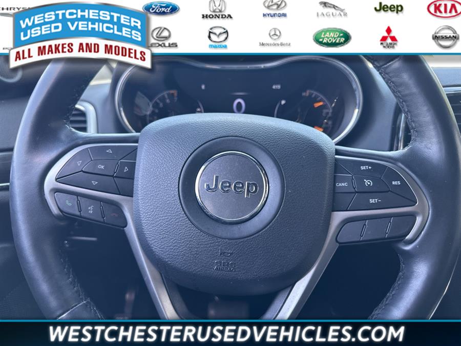 2020 Jeep Grand Cherokee Limited, available for sale in White Plains, New York | Westchester Used Vehicles. White Plains, New York 2020 Jeep Grand Cherokee Limited, available for sale in White Plains, New York | Westchester Used Vehicles. White Plains, New York
