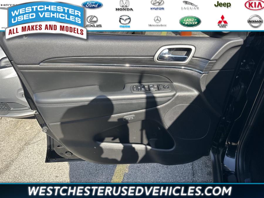 2020 Jeep Grand Cherokee Limited, available for sale in White Plains, New York | Westchester Used Vehicles. White Plains, New York 2020 Jeep Grand Cherokee Limited, available for sale in White Plains, New York | Westchester Used Vehicles. White Plains, New York