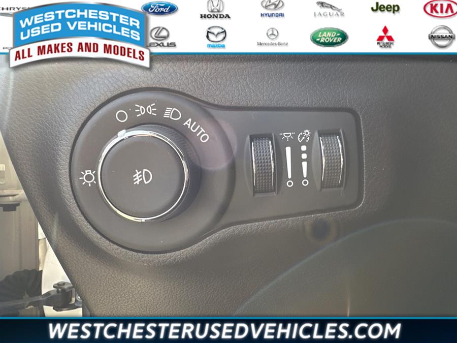 2020 Jeep Compass Latitude, available for sale in White Plains, New York | Westchester Used Vehicles. White Plains, New York 2020 Jeep Compass Latitude, available for sale in White Plains, New York | Westchester Used Vehicles. White Plains, New York