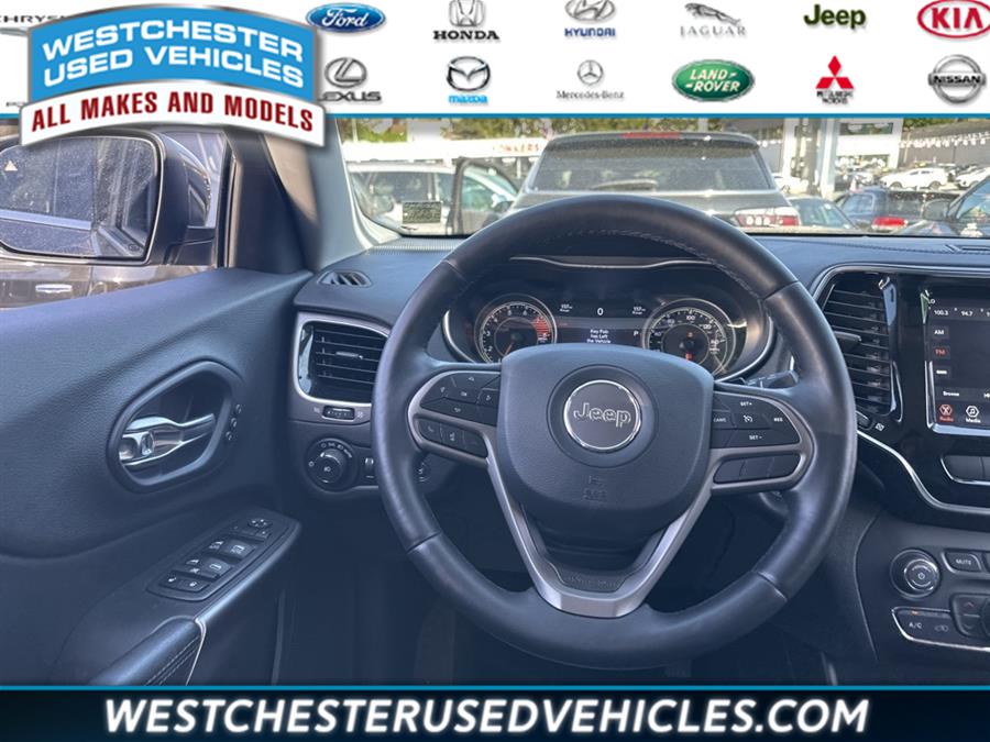 2019 Jeep Cherokee Limited, available for sale in White Plains, New York | Westchester Used Vehicles. White Plains, New York 2019 Jeep Cherokee Limited, available for sale in White Plains, New York | Westchester Used Vehicles. White Plains, New York