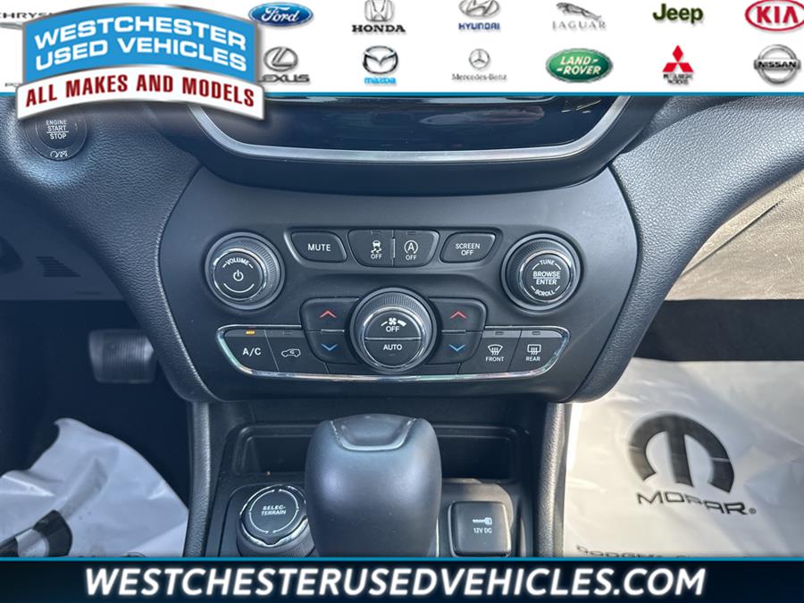 2019 Jeep Cherokee Limited, available for sale in White Plains, New York | Westchester Used Vehicles. White Plains, New York 2019 Jeep Cherokee Limited, available for sale in White Plains, New York | Westchester Used Vehicles. White Plains, New York