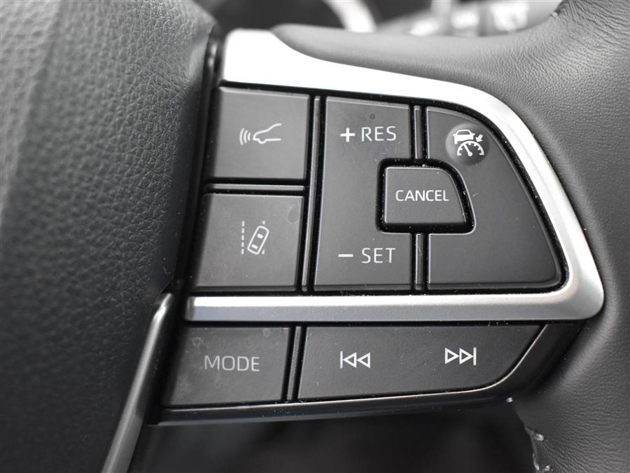 2022 Toyota Highlander XLE AWD (Natl), available for sale in Irvington, New Jersey | Foreign Auto Imports. Irvington, New Jersey 2022 Toyota Highlander XLE AWD (Natl), available for sale in Irvington, New Jersey | Foreign Auto Imports. Irvington, New Jersey