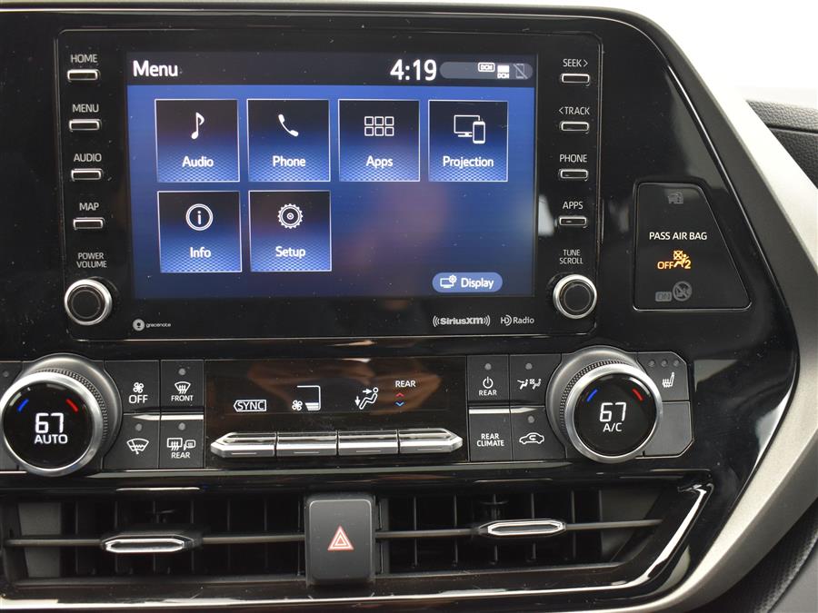2022 Toyota Highlander XLE AWD (Natl), available for sale in Irvington, New Jersey | Foreign Auto Imports. Irvington, New Jersey 2022 Toyota Highlander XLE AWD (Natl), available for sale in Irvington, New Jersey | Foreign Auto Imports. Irvington, New Jersey
