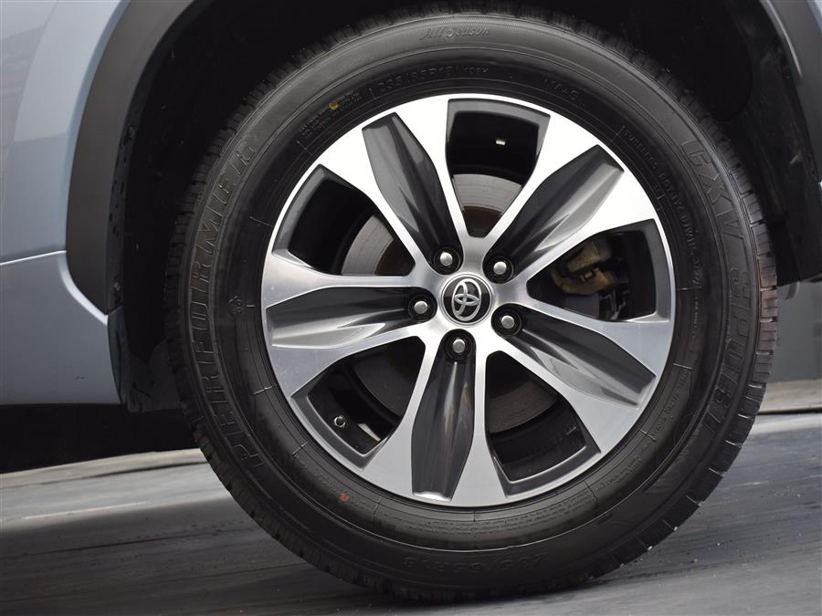2022 Toyota Highlander XLE AWD (Natl), available for sale in Irvington, New Jersey | Foreign Auto Imports. Irvington, New Jersey 2022 Toyota Highlander XLE AWD (Natl), available for sale in Irvington, New Jersey | Foreign Auto Imports. Irvington, New Jersey