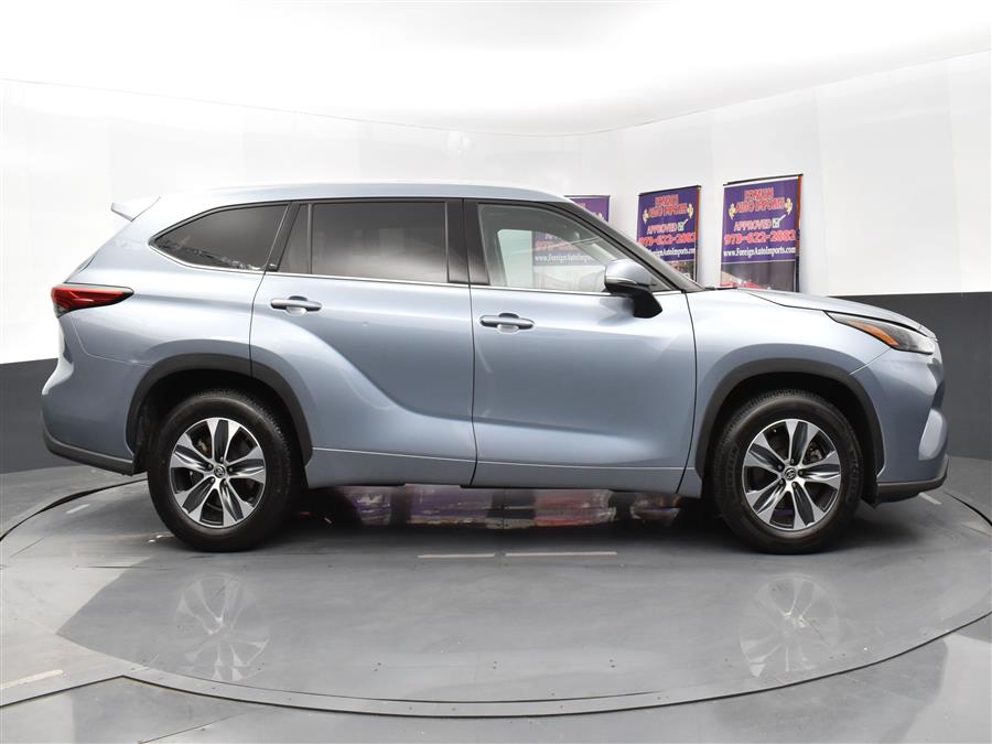 2022 Toyota Highlander XLE AWD (Natl), available for sale in Irvington, New Jersey | Foreign Auto Imports. Irvington, New Jersey 2022 Toyota Highlander XLE AWD (Natl), available for sale in Irvington, New Jersey | Foreign Auto Imports. Irvington, New Jersey