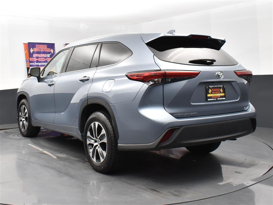2022 Toyota Highlander XLE AWD (Natl), available for sale in Irvington, New Jersey | Foreign Auto Imports. Irvington, New Jersey 2022 Toyota Highlander XLE AWD (Natl), available for sale in Irvington, New Jersey | Foreign Auto Imports. Irvington, New Jersey