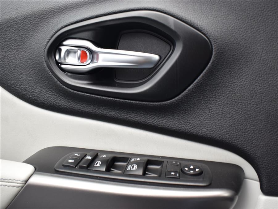 2020 Jeep Cherokee Latitude Plus FWD, available for sale in Irvington, New Jersey | Foreign Auto Imports. Irvington, New Jersey 2020 Jeep Cherokee Latitude Plus FWD, available for sale in Irvington, New Jersey | Foreign Auto Imports. Irvington, New Jersey