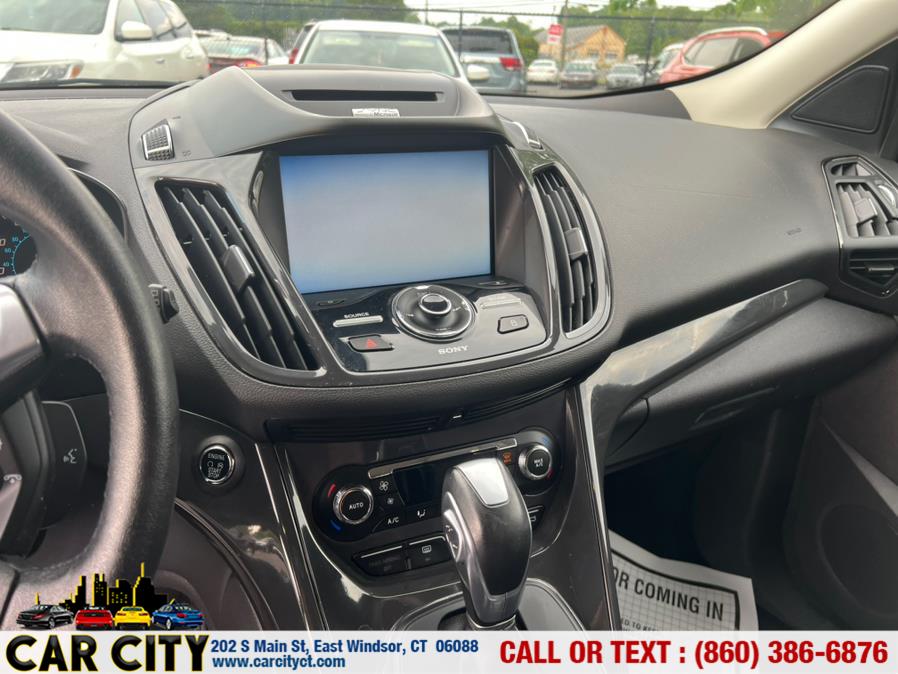2014 Ford Escape 4WD 4dr Titanium, available for sale in East Windsor, Connecticut | Car City LLC. East Windsor, Connecticut 2014 Ford Escape 4WD 4dr Titanium, available for sale in East Windsor, Connecticut | Car City LLC. East Windsor, Connecticut