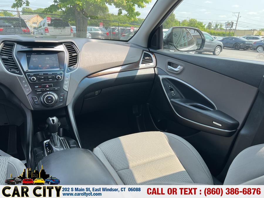 2017 Hyundai Santa Fe SE 3.3L Auto, available for sale in East Windsor, Connecticut | Car City LLC. East Windsor, Connecticut 2017 Hyundai Santa Fe SE 3.3L Auto, available for sale in East Windsor, Connecticut | Car City LLC. East Windsor, Connecticut