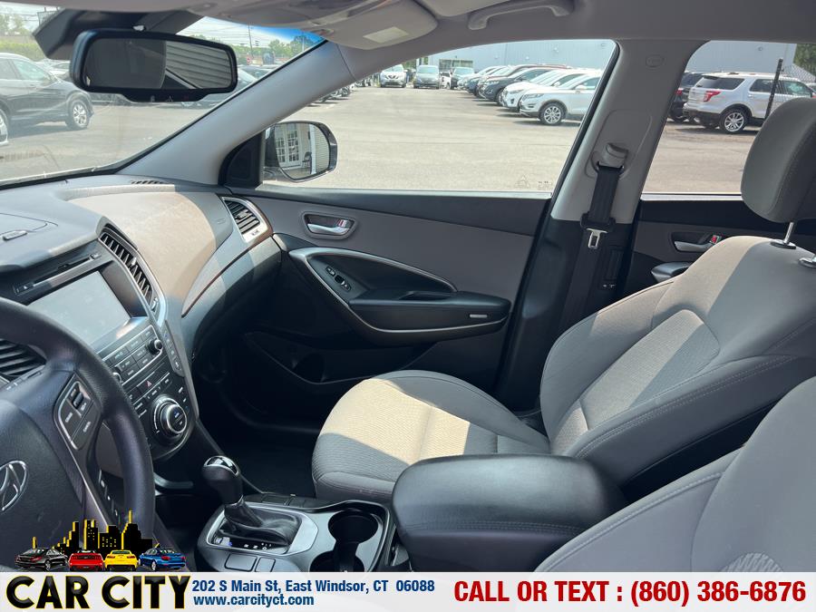 2017 Hyundai Santa Fe SE 3.3L Auto, available for sale in East Windsor, Connecticut | Car City LLC. East Windsor, Connecticut 2017 Hyundai Santa Fe SE 3.3L Auto, available for sale in East Windsor, Connecticut | Car City LLC. East Windsor, Connecticut
