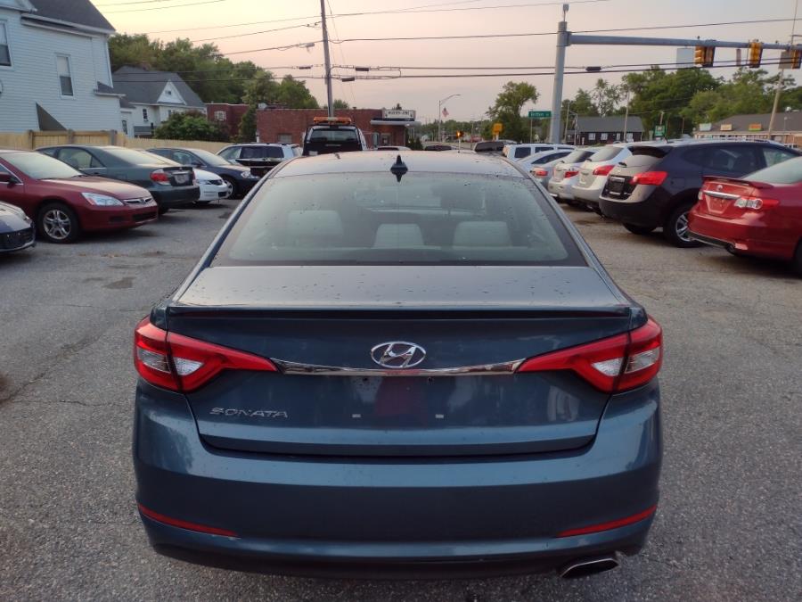 2017 Hyundai Sonata SE 2.4L, available for sale in Chicopee, Massachusetts | Matts Auto Mall LLC. Chicopee, Massachusetts 2017 Hyundai Sonata SE 2.4L, available for sale in Chicopee, Massachusetts | Matts Auto Mall LLC. Chicopee, Massachusetts