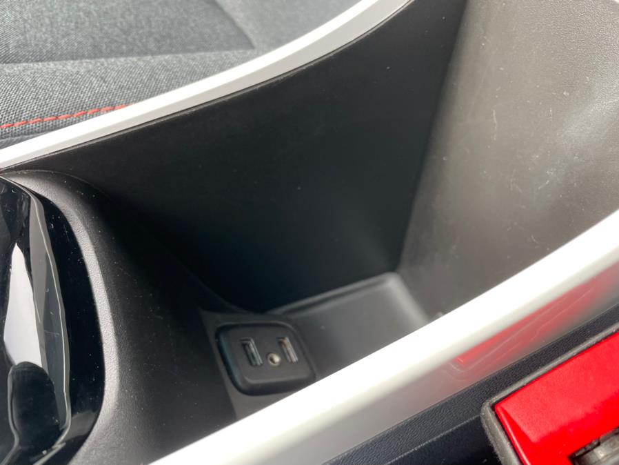 2019 Chevrolet Bolt EV LT, available for sale in Daly City, California | Green Light Auto Wholesale. Daly City, California 2019 Chevrolet Bolt EV LT, available for sale in Daly City, California | Green Light Auto Wholesale. Daly City, California