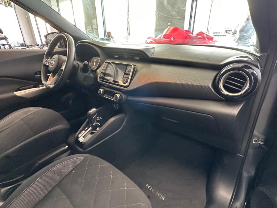 2018 Nissan Kicks SV FWD, available for sale in Inwood, New York | 5 Towns Drive. Inwood, New York 2018 Nissan Kicks SV FWD, available for sale in Inwood, New York | 5 Towns Drive. Inwood, New York