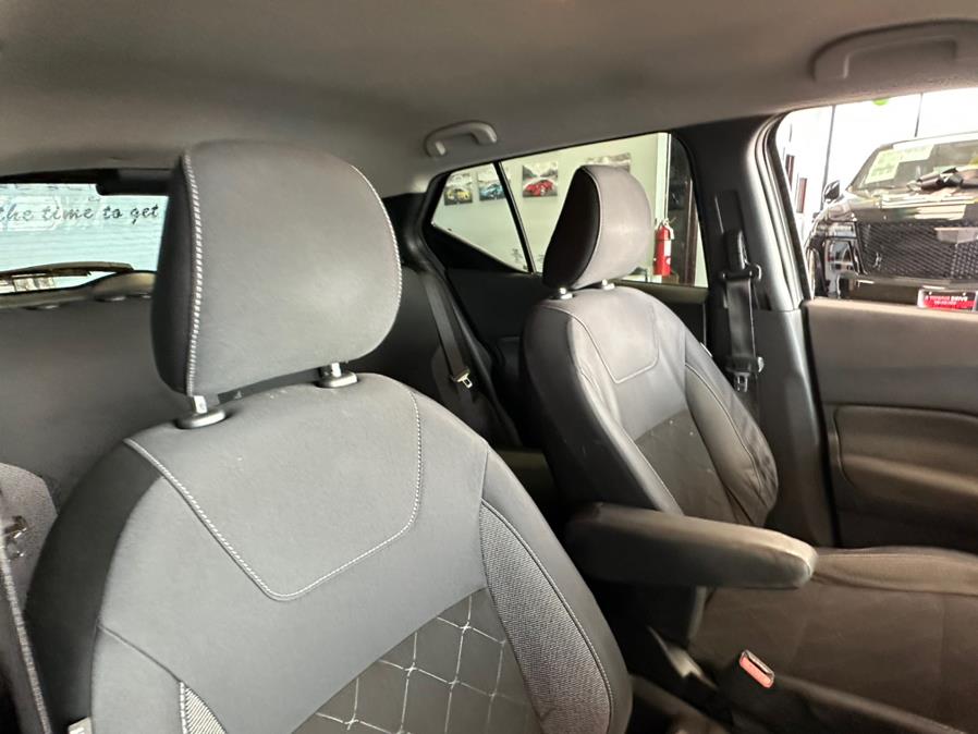2018 Nissan Kicks SV FWD, available for sale in Inwood, New York | 5 Towns Drive. Inwood, New York 2018 Nissan Kicks SV FWD, available for sale in Inwood, New York | 5 Towns Drive. Inwood, New York