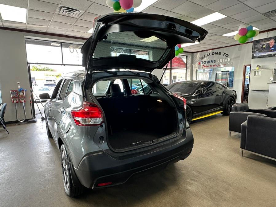 2018 Nissan Kicks SV FWD, available for sale in Inwood, New York | 5 Towns Drive. Inwood, New York 2018 Nissan Kicks SV FWD, available for sale in Inwood, New York | 5 Towns Drive. Inwood, New York