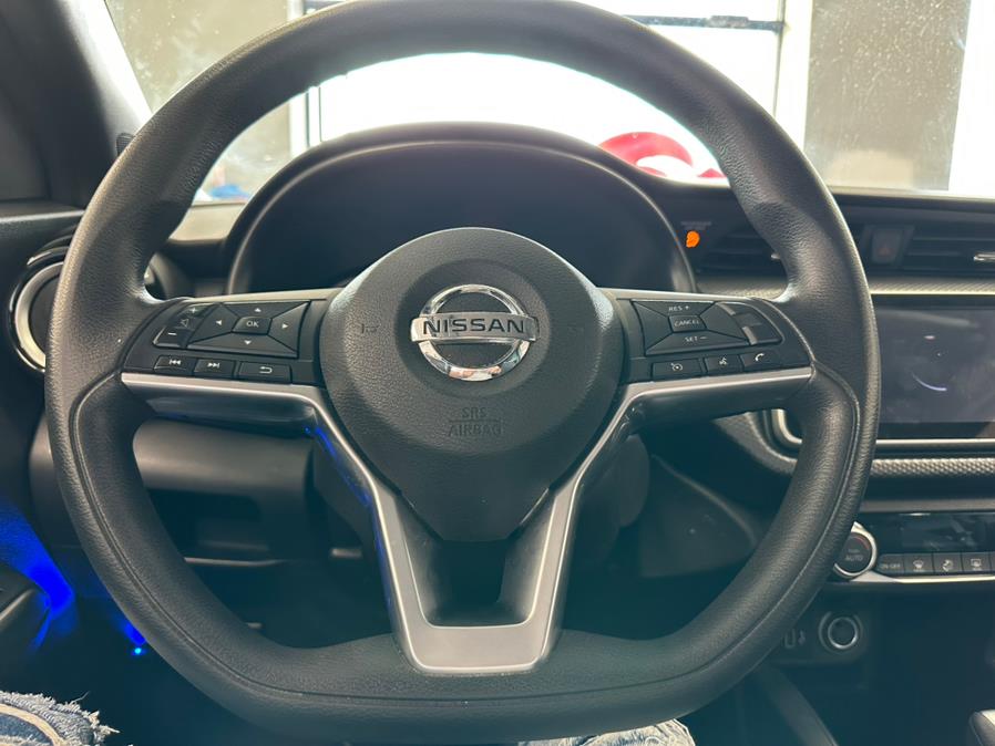2018 Nissan Kicks SV FWD, available for sale in Inwood, New York | 5 Towns Drive. Inwood, New York 2018 Nissan Kicks SV FWD, available for sale in Inwood, New York | 5 Towns Drive. Inwood, New York