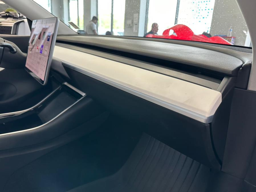 2021 Tesla Model Y Long Range AWD, available for sale in Inwood, New York | 5 Towns Drive. Inwood, New York 2021 Tesla Model Y Long Range AWD, available for sale in Inwood, New York | 5 Towns Drive. Inwood, New York