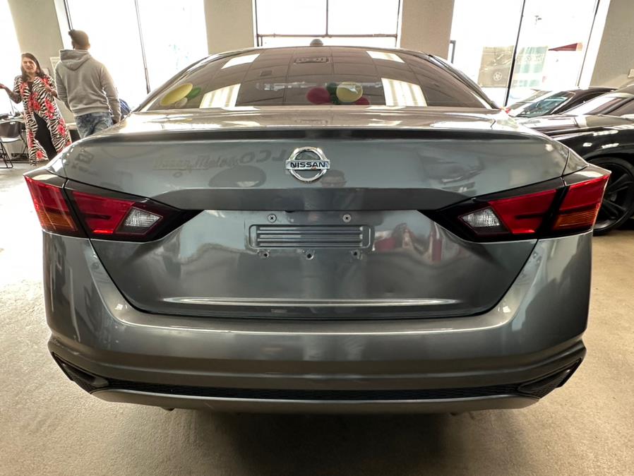 2019 Nissan Altima 2.5 S Sedan, available for sale in Inwood, New York | 5 Towns Drive. Inwood, New York 2019 Nissan Altima 2.5 S Sedan, available for sale in Inwood, New York | 5 Towns Drive. Inwood, New York