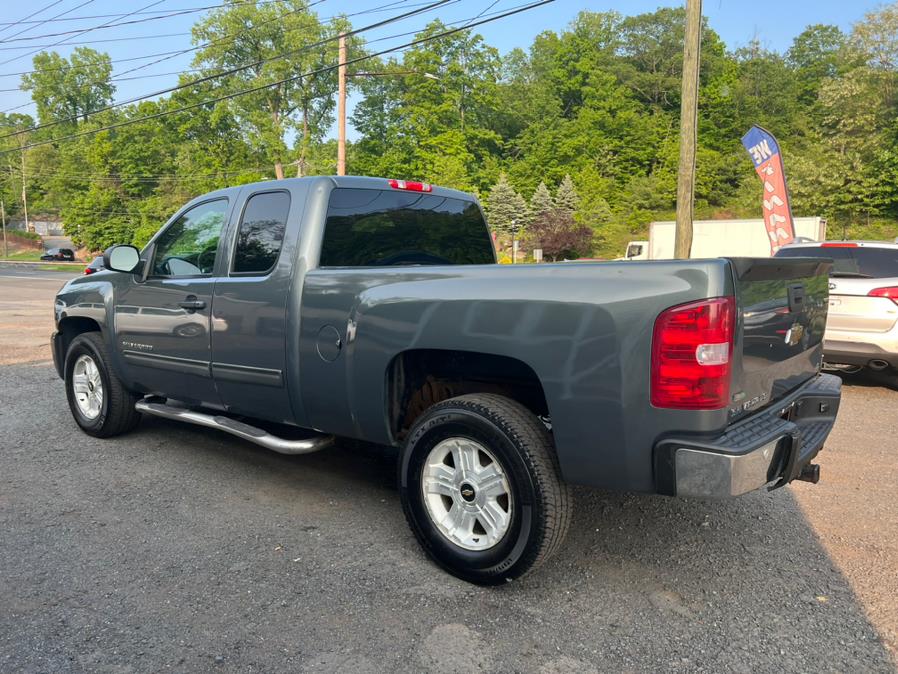 2011 Chevrolet Silverado 1500 4WD Ext Cab 143.5" LT, available for sale in Berlin, Connecticut | Main Auto of Berlin. Berlin, Connecticut 2011 Chevrolet Silverado 1500 4WD Ext Cab 143.5" LT, available for sale in Berlin, Connecticut | Main Auto of Berlin. Berlin, Connecticut