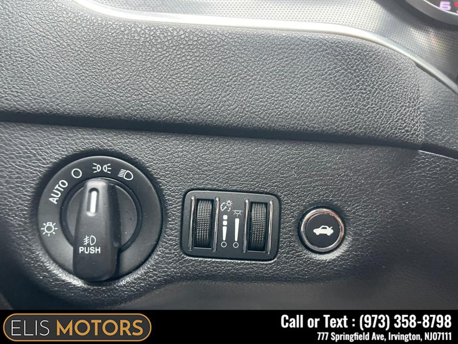 2015 Dodge Charger 4dr Sdn SXT AWD, available for sale in Irvington, New Jersey | Elis Motors Corp. Irvington, New Jersey 2015 Dodge Charger 4dr Sdn SXT AWD, available for sale in Irvington, New Jersey | Elis Motors Corp. Irvington, New Jersey