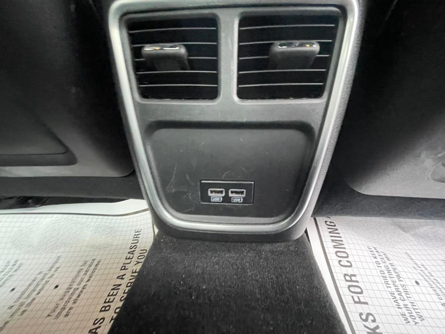 2015 Dodge Charger 4dr Sdn SXT AWD, available for sale in Irvington, New Jersey | Elis Motors Corp. Irvington, New Jersey 2015 Dodge Charger 4dr Sdn SXT AWD, available for sale in Irvington, New Jersey | Elis Motors Corp. Irvington, New Jersey