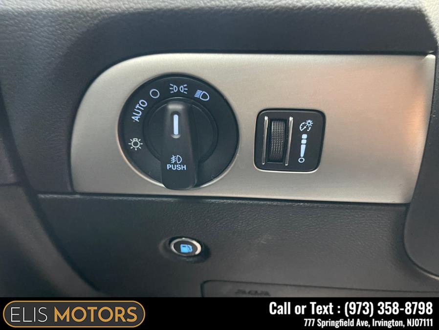 2018 Dodge Durango SXT AWD, available for sale in Irvington, New Jersey | Elis Motors Corp. Irvington, New Jersey 2018 Dodge Durango SXT AWD, available for sale in Irvington, New Jersey | Elis Motors Corp. Irvington, New Jersey