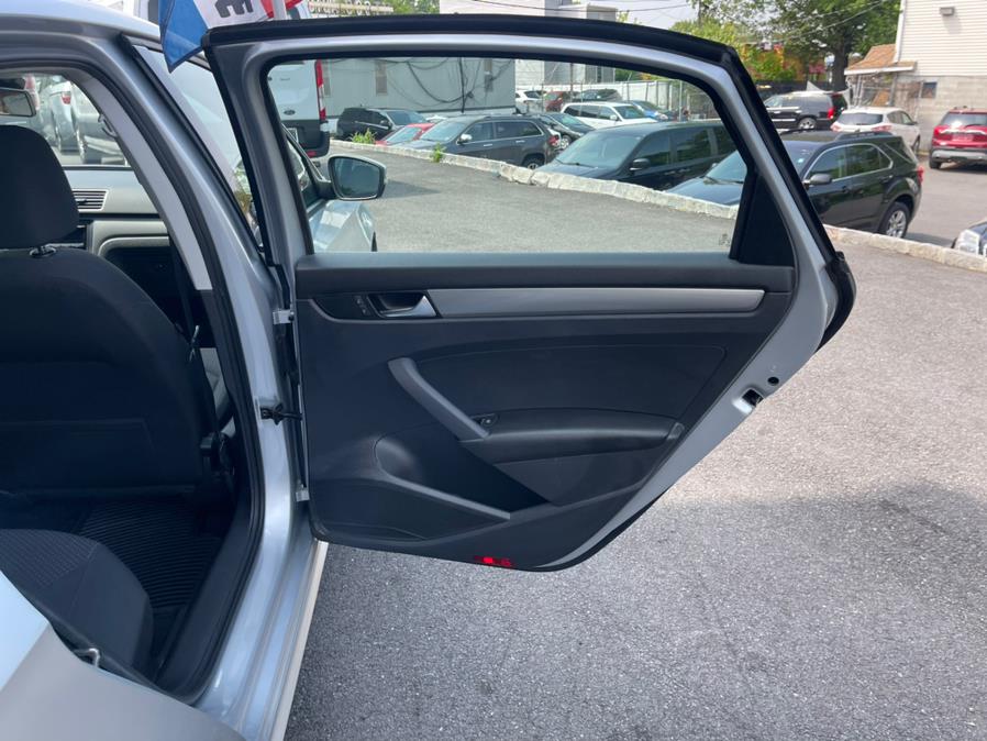 2013 Volkswagen Passat 4dr Sdn 2.5L Auto S w/Appearance PZEV *Ltd Avail*, available for sale in Irvington, New Jersey | Elis Motors Corp. Irvington, New Jersey 2013 Volkswagen Passat 4dr Sdn 2.5L Auto S w/Appearance PZEV *Ltd Avail*, available for sale in Irvington, New Jersey | Elis Motors Corp. Irvington, New Jersey