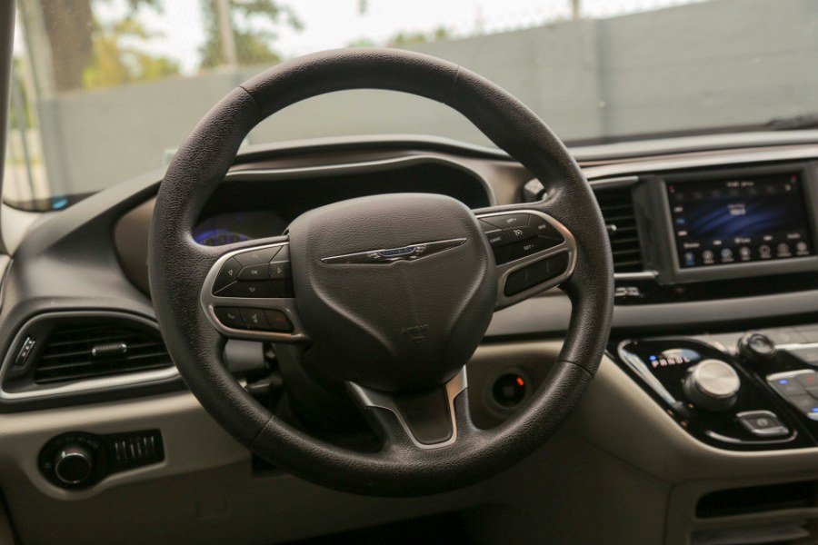 2021 Chrysler Voyager LXI FWD, available for sale in Miami, Florida | 26 Motors Miami. Miami, Florida 2021 Chrysler Voyager LXI FWD, available for sale in Miami, Florida | 26 Motors Miami. Miami, Florida