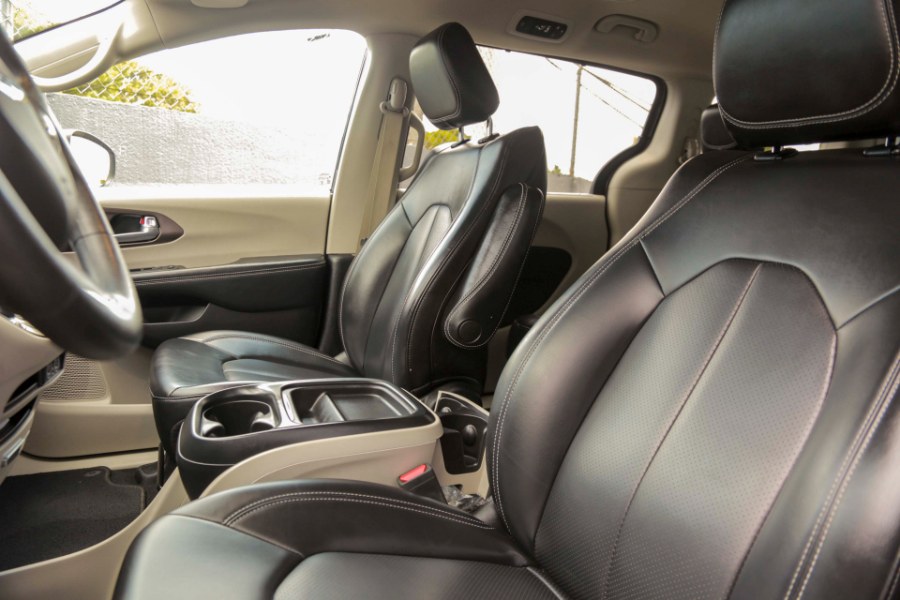 2021 Chrysler Voyager LXI FWD, available for sale in Miami, Florida | 26 Motors Miami. Miami, Florida 2021 Chrysler Voyager LXI FWD, available for sale in Miami, Florida | 26 Motors Miami. Miami, Florida