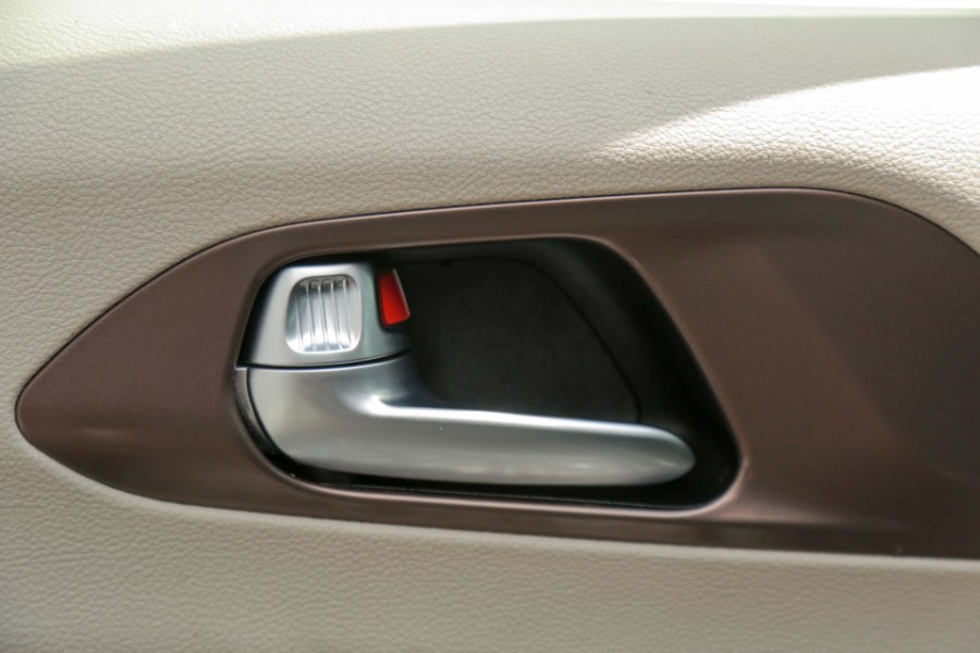 2021 Chrysler Voyager LXI FWD, available for sale in Miami, Florida | 26 Motors Miami. Miami, Florida 2021 Chrysler Voyager LXI FWD, available for sale in Miami, Florida | 26 Motors Miami. Miami, Florida