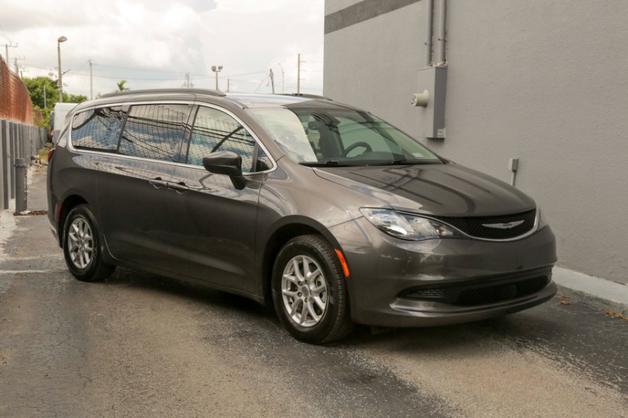 2021 Chrysler Voyager LXI FWD, available for sale in Miami, Florida | 26 Motors Miami. Miami, Florida 2021 Chrysler Voyager LXI FWD, available for sale in Miami, Florida | 26 Motors Miami. Miami, Florida