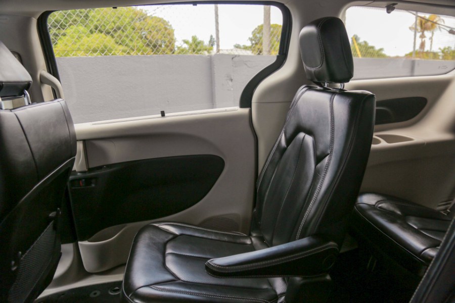 2021 Chrysler Voyager LXI FWD, available for sale in Miami, Florida | 26 Motors Miami. Miami, Florida 2021 Chrysler Voyager LXI FWD, available for sale in Miami, Florida | 26 Motors Miami. Miami, Florida