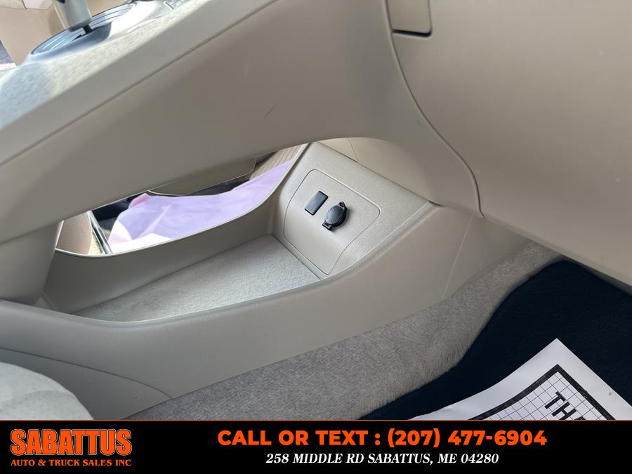2011 Toyota Prius 5dr HB II (Natl), available for sale in Sabattus, Maine | Sabattus Auto and Truck Sales Inc. Sabattus, Maine 2011 Toyota Prius 5dr HB II (Natl), available for sale in Sabattus, Maine | Sabattus Auto and Truck Sales Inc. Sabattus, Maine