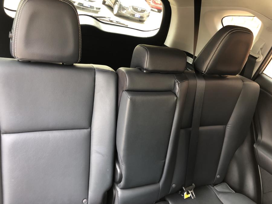 2016 Toyota RAV4 AWD 4dr Limited, available for sale in Waterbury, Connecticut | National Auto Brokers, Inc.. Waterbury, Connecticut 2016 Toyota RAV4 AWD 4dr Limited, available for sale in Waterbury, Connecticut | National Auto Brokers, Inc.. Waterbury, Connecticut