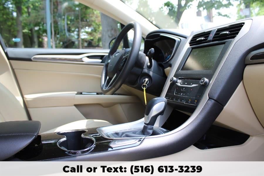 2015 Ford Fusion SE FWD, available for sale in Great Neck, New York | Great Neck Car Buyers & Sellers. Great Neck, New York 2015 Ford Fusion SE FWD, available for sale in Great Neck, New York | Great Neck Car Buyers & Sellers. Great Neck, New York