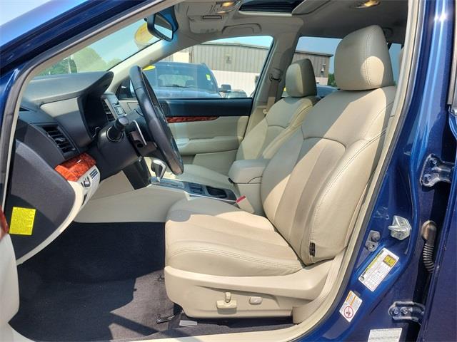2011 Subaru Outback 2.5i, available for sale in Stratford, Connecticut | Wiz Leasing Inc. Stratford, Connecticut 2011 Subaru Outback 2.5i, available for sale in Stratford, Connecticut | Wiz Leasing Inc. Stratford, Connecticut