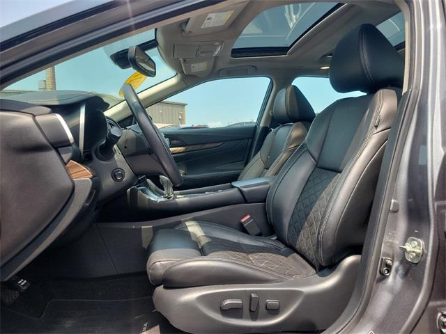 2017 Nissan Maxima Platinum, available for sale in Stratford, Connecticut | Wiz Leasing Inc. Stratford, Connecticut 2017 Nissan Maxima Platinum, available for sale in Stratford, Connecticut | Wiz Leasing Inc. Stratford, Connecticut