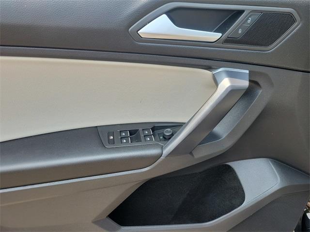 2021 Volkswagen Tiguan 2.0T SE R-Line Black, available for sale in Stratford, Connecticut | Wiz Leasing Inc. Stratford, Connecticut 2021 Volkswagen Tiguan 2.0T SE R-Line Black, available for sale in Stratford, Connecticut | Wiz Leasing Inc. Stratford, Connecticut
