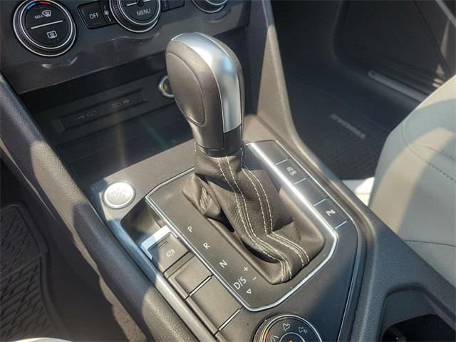 2021 Volkswagen Tiguan 2.0T SE R-Line Black, available for sale in Stratford, Connecticut | Wiz Leasing Inc. Stratford, Connecticut 2021 Volkswagen Tiguan 2.0T SE R-Line Black, available for sale in Stratford, Connecticut | Wiz Leasing Inc. Stratford, Connecticut