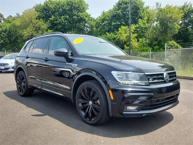 2021 Volkswagen Tiguan 2.0T SE R-Line Black, available for sale in Stratford, Connecticut | Wiz Leasing Inc. Stratford, Connecticut 2021 Volkswagen Tiguan 2.0T SE R-Line Black, available for sale in Stratford, Connecticut | Wiz Leasing Inc. Stratford, Connecticut