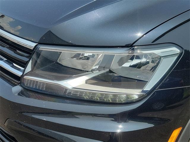 2021 Volkswagen Tiguan 2.0T SE R-Line Black, available for sale in Stratford, Connecticut | Wiz Leasing Inc. Stratford, Connecticut 2021 Volkswagen Tiguan 2.0T SE R-Line Black, available for sale in Stratford, Connecticut | Wiz Leasing Inc. Stratford, Connecticut