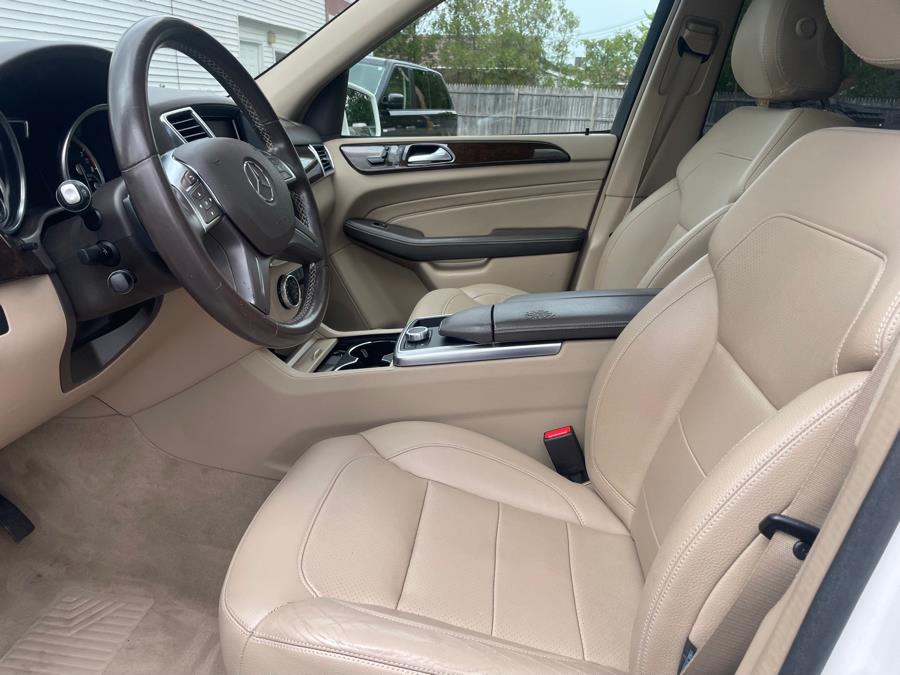2015 Mercedes-Benz M-Class 4MATIC 4dr ML 350, available for sale in Agawam, Massachusetts | Malkoon Motors. Agawam, Massachusetts 2015 Mercedes-Benz M-Class 4MATIC 4dr ML 350, available for sale in Agawam, Massachusetts | Malkoon Motors. Agawam, Massachusetts